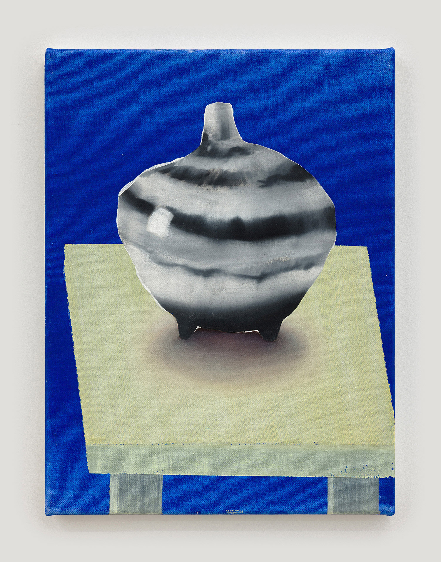 Ellen Akimoto, Black and White Vase, 2021, acrylic on canvas, 40 x 30 cm, 15 3/4 x 11 3/4 in